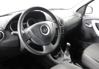 Подержанный автомобиль LADA (ВАЗ) Largus Wagon 2018 года (8 фото)