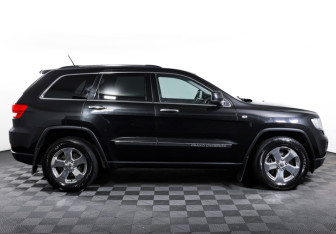 Подержанный автомобиль Jeep Grand Cherokee 2012 года (4 фото)