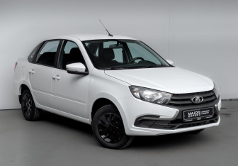 Подержанный автомобиль LADA (ВАЗ) Granta Sedan 2023 года (3 фото)