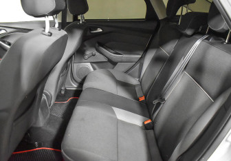 Подержанный автомобиль Ford Focus Sedan 2014 года (14 фото)