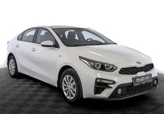 Подержанный автомобиль Kia Cerato Sedan 2019 года (3 фото)