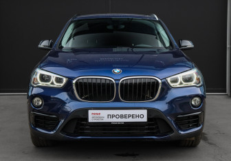 Подержанный автомобиль BMW X1 2017 года (2 фото)