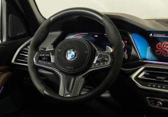 Подержанный автомобиль BMW X5 2019 года (15 фото)