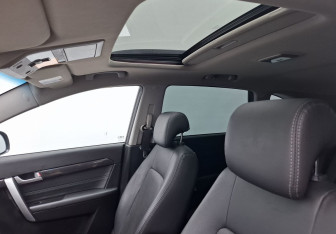 Подержанный автомобиль Chevrolet Captiva 2014 года (12 фото)