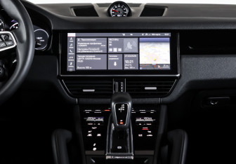 Подержанный автомобиль Porsche Cayenne 2020 года (14 фото)