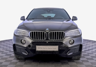 Подержанный автомобиль BMW X6 2018 года (2 фото)
