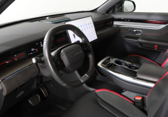 Подержанный автомобиль Jetour Dashing 2023 года (13 фото)