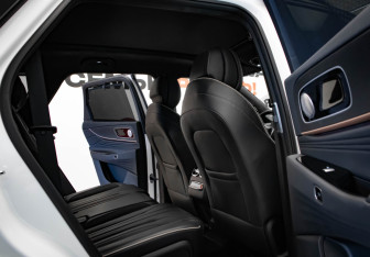 Подержанный автомобиль Jaecoo J8 2024 года (35 фото)