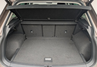 Подержанный автомобиль Volkswagen Tiguan 2018 года (10 фото)