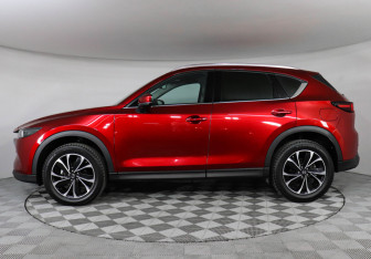 Подержанный автомобиль Mazda CX-5 2023 года (8 фото)
