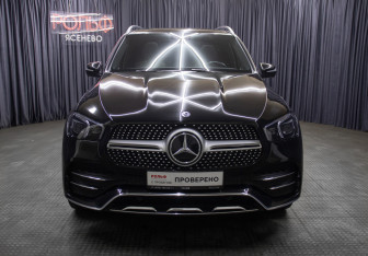 Подержанный автомобиль Mercedes-Benz GLE 2019 года (2 фото)
