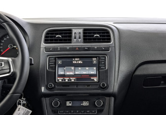 Подержанный автомобиль Volkswagen Polo Sedan 2019 года (17 фото)