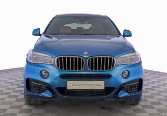Подержанный автомобиль BMW X6 2018 года (2 фото)