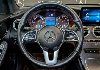 Подержанный автомобиль Mercedes-Benz GLC Coupe 2022 года (22 фото)