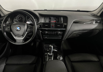 Подержанный автомобиль BMW X3 2015 года (12 фото)