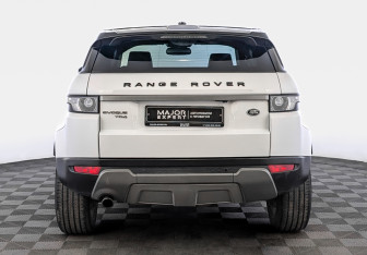 Подержанный автомобиль Land Rover Range Rover Evoque 2014 года (6 фото)