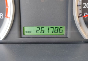 Подержанный автомобиль Chevrolet Aveo Hatchback 2010 года (15 фото)