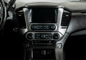 Подержанный автомобиль Chevrolet Tahoe 2016 года (6 фото)