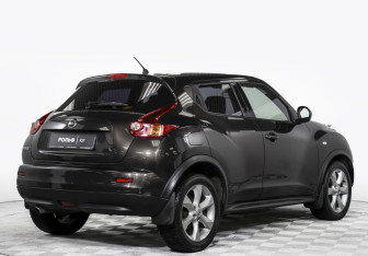 Подержанный автомобиль Nissan Juke 2012 года (5 фото)