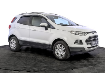 Подержанный автомобиль Ford EcoSport 2018 года (3 фото)