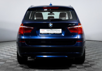 Подержанный автомобиль BMW X3 2012 года (6 фото)