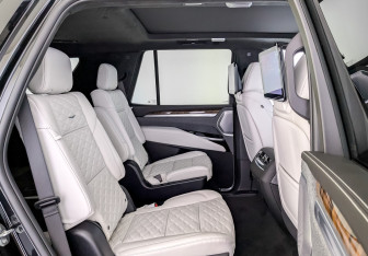 Новый Cadillac Escalade Suv 2024 (12 фото)