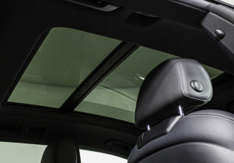 Подержанный автомобиль Audi Q8 2019 года (19 фото)