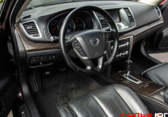 Подержанный автомобиль Nissan Teana 2013 года (15 фото)