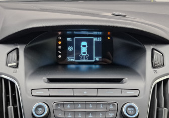 Подержанный автомобиль Ford Focus Hatchback 2018 года (17 фото)