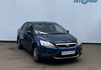Подержанный автомобиль Ford Focus Sedan 2008 года (3 фото)