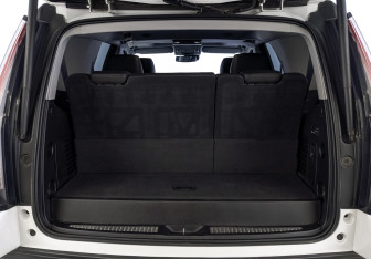 Подержанный автомобиль Cadillac Escalade Suv 2016 года (28 фото)