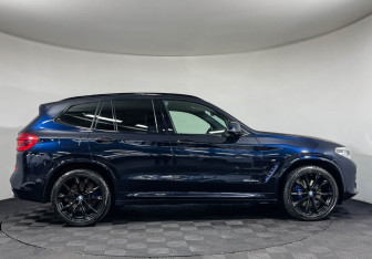 Подержанный автомобиль BMW X3 2017 года (6 фото)