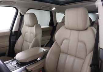 Подержанный автомобиль Land Rover Range Rover Sport 2016 года (17 фото)