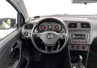 Подержанный автомобиль Volkswagen Polo Sedan 2019 года (21 фото)