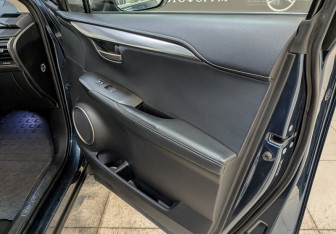 Подержанный автомобиль Lexus NX 2015 года (13 фото)