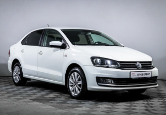 Подержанный автомобиль Volkswagen Polo Sedan 2015 года (3 фото)