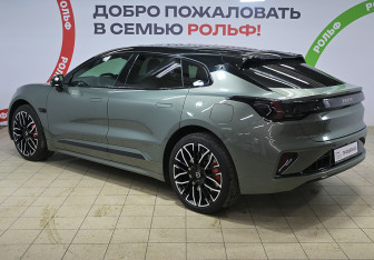 Подержанный автомобиль Zeekr 001 2024 года (6 фото)