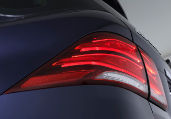 Подержанный автомобиль Mercedes-Benz GLE 2016 года (24 фото)