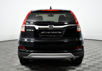Подержанный автомобиль Honda CR-V 2015 года (6 фото)