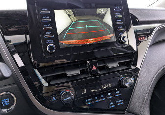 Подержанный автомобиль Toyota Camry Sedan 2021 года (21 фото)