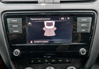 Подержанный автомобиль Skoda Octavia Liftback 2019 года (17 фото)