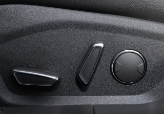 Подержанный автомобиль Ford Mondeo Sedan 2016 года (17 фото)