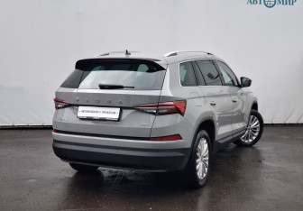 Подержанный автомобиль Skoda Kodiaq 2025 года (5 фото)