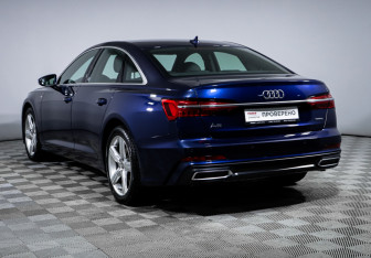 Подержанный автомобиль Audi A6 Sedan 2020 года (7 фото)