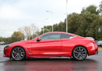 Подержанный автомобиль Infiniti Q60 Coupe 2018 года (8 фото)