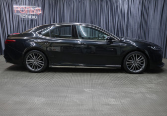 Подержанный автомобиль Toyota Camry Sedan 2024 года (4 фото)
