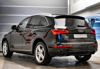 Подержанный автомобиль Audi Q5 2015 года (6 фото)
