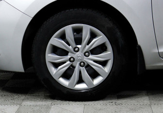 Подержанный автомобиль Hyundai Solaris Sedan 2020 года (7 фото)