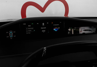 Подержанный автомобиль Changan UNI-K 2022 года (12 фото)