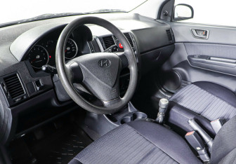 Подержанный автомобиль Hyundai Getz 2010 года (11 фото)